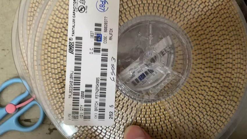 回收钽电容